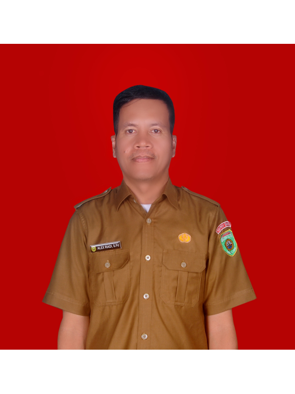 Alex Riadi, S.Pd